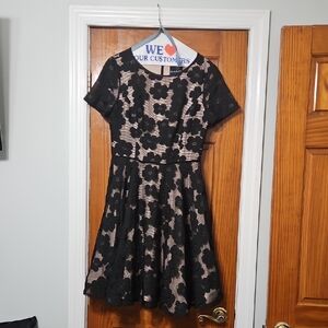 Elegant Black Floral Lace Dress